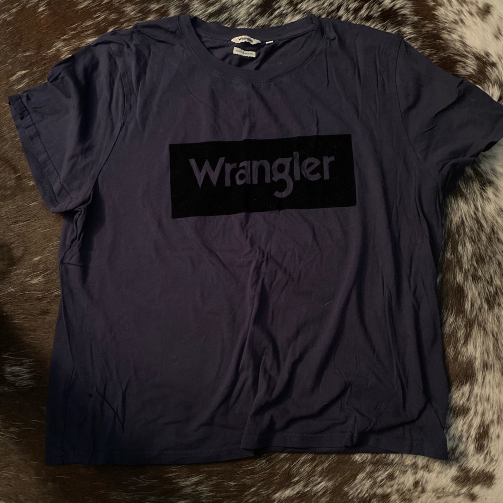 Dark navy/purple wrangler tee